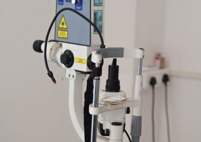 Nav-Drishti-Eye-and-Dental-Hospital-Lachirammpur-Azamgarh-Azamgah-Best-Eye-Care